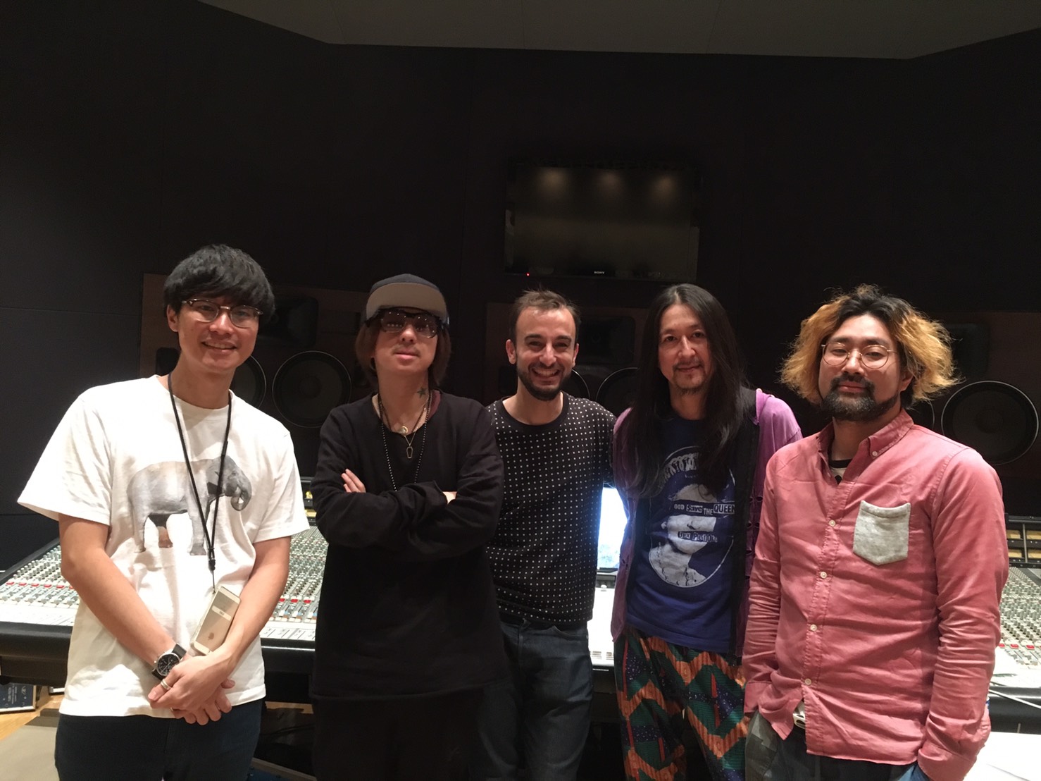 Artist - 清春, 高津輝幸, 三代堅